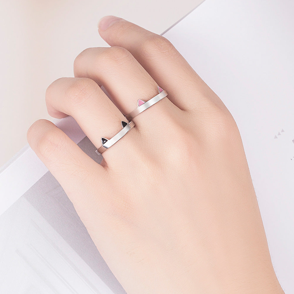 Cute cat ears paw ring — detail