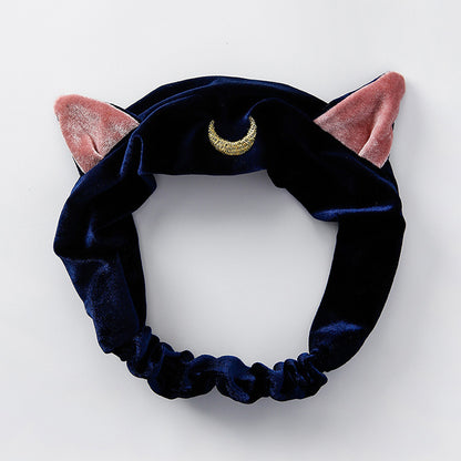 Beautiful girl cat ears series hair band wash face makeup yoga hair band headband — side view