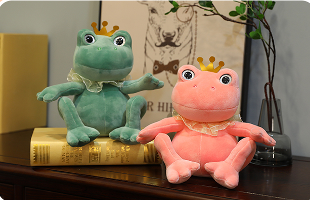 Cute soft frog doll cute plush toy — detail