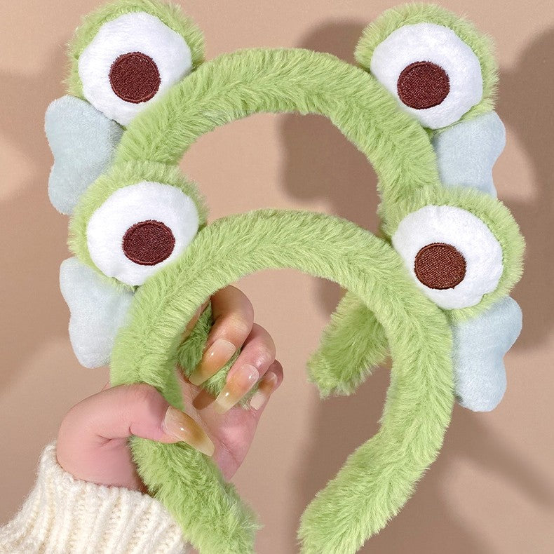 Plush Frog Headband Autumn And Winter — back view