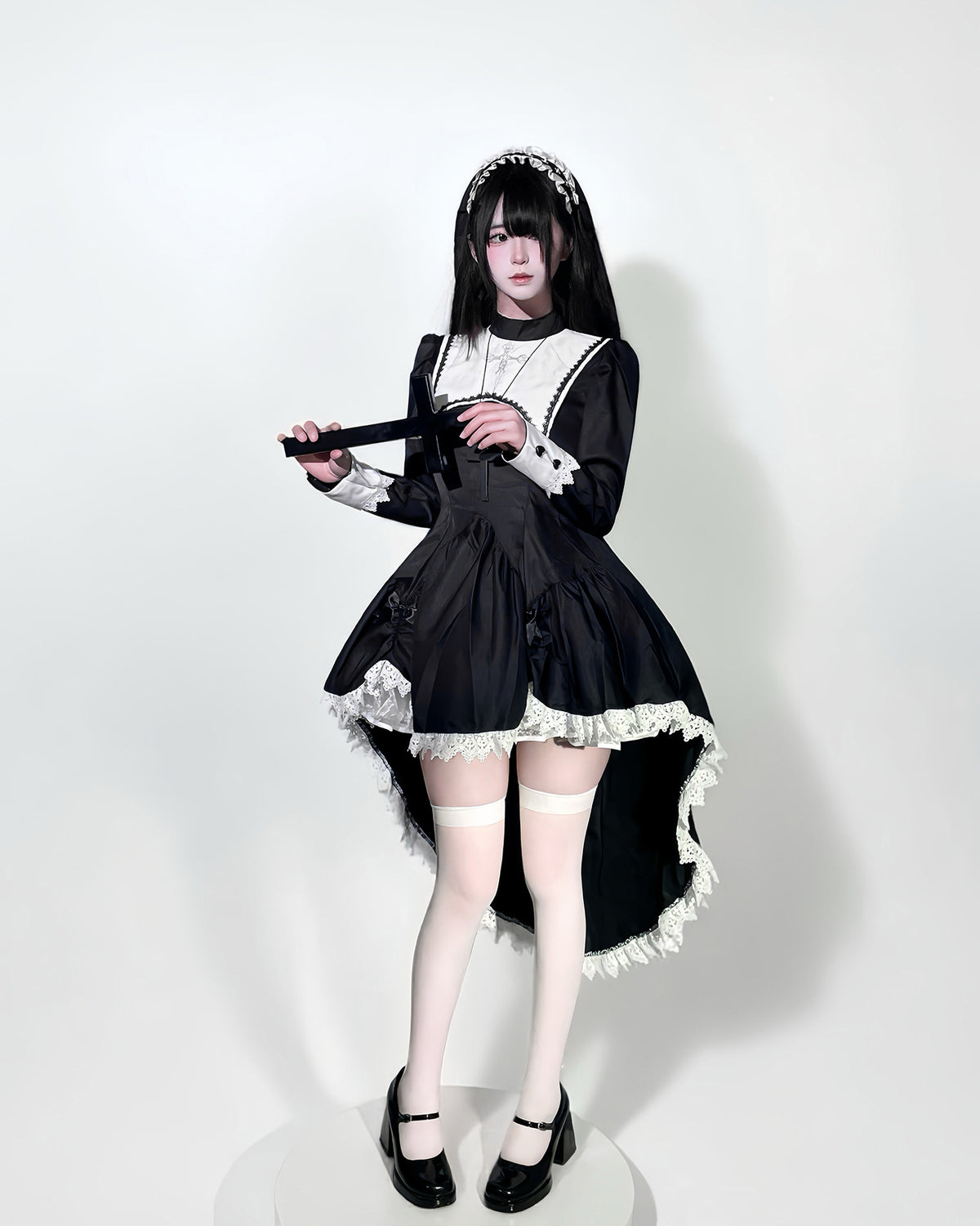Dark-style Embroidered Halloween Nun Costume | Magic Stories