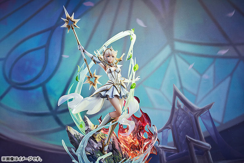 League of Legends Elementalist Lux 1/7 Complete Figure — in use