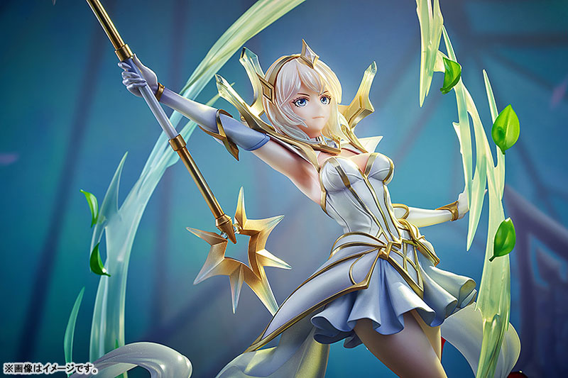 League of Legends Elementalist Lux 1/7 Complete Figure — detail