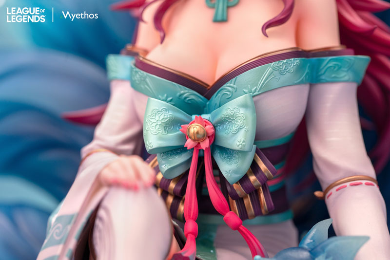 League of Legends Spirit Blossom Ahri 1/7 Complete Figure — scale reference