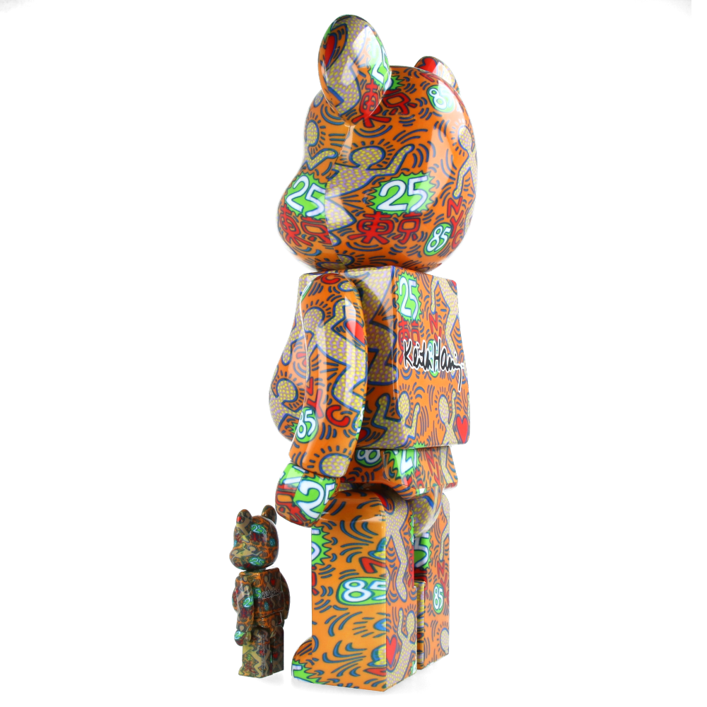 400% + 100% Bearbrick Keith Haring Special BWWT — detail