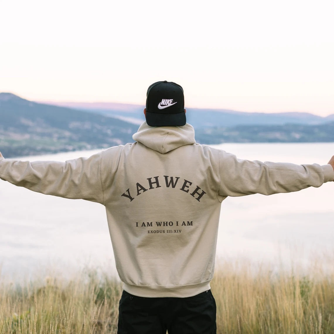 Fashion Popular Streetwear Letter Sweater — scale reference