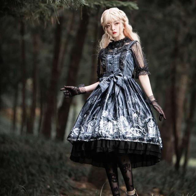 Lolita JSK dress Tomb Prisoner Girl Gothic Dark Jsk Dress Dark Vintage Victorian Princess Party Dress Sleeveless — in use