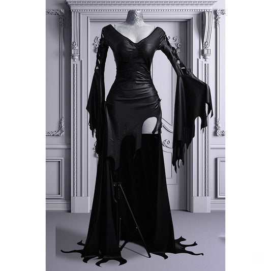 Gothic Dress With Big Sleeves And Hip Dress | Magic Stories