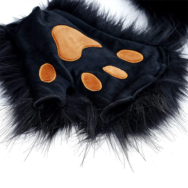 Half Finger Warm Plush Cat's Paw Gloves Halloween Cosplay Props — in use