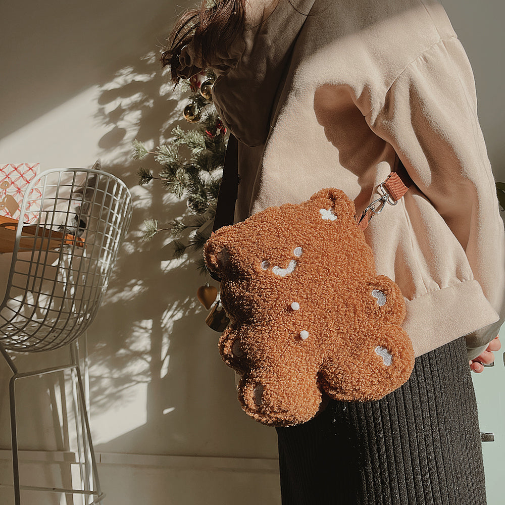 Gingerbread Bear Diagonal Plush Bag | Magic Stories