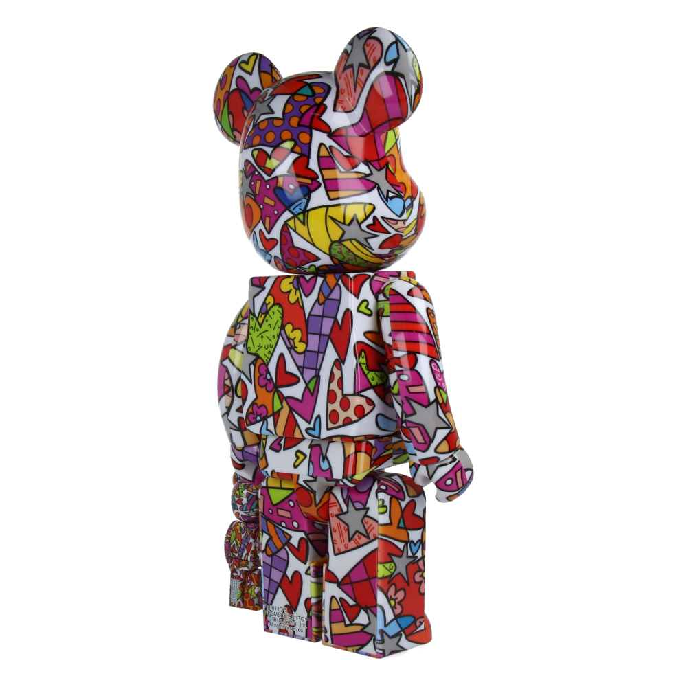 400% + 100% Bearbrick Romero Britto Heart — scale reference