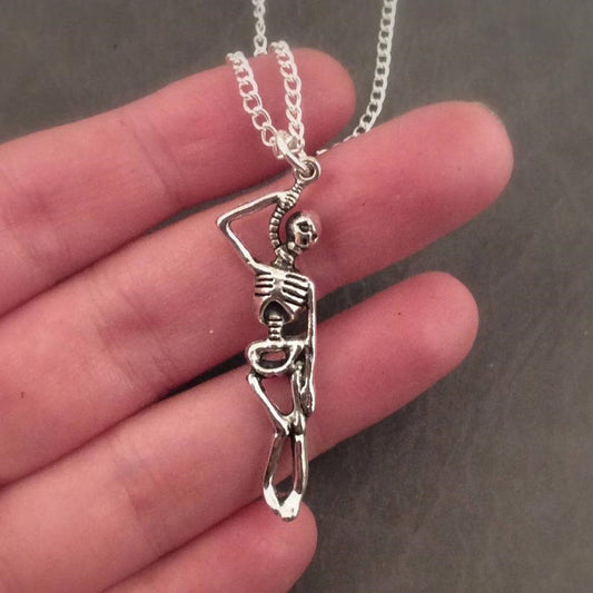 Hanging Skull Necklace Halloween Zombie | Magic Stories