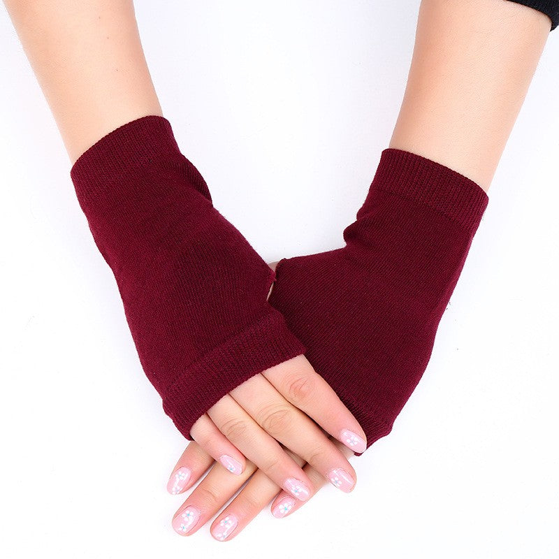 Plush Gloves Cartoon Cat Cute Half-finger Flip Warmth And Thicken — scale reference