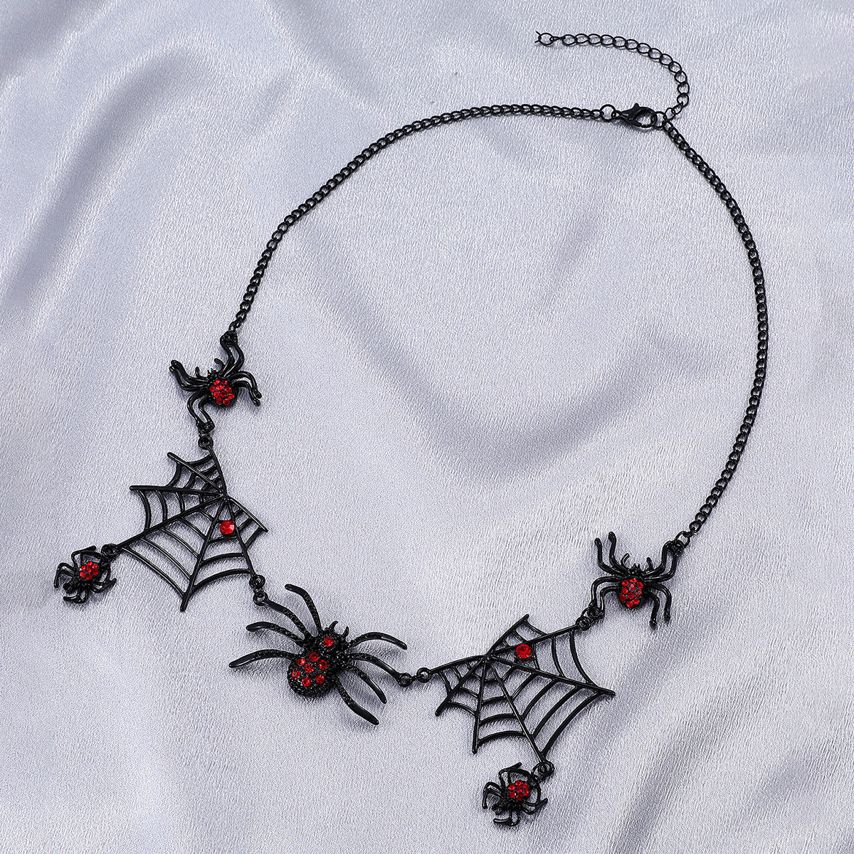 Halloween Spider Necklace — side view