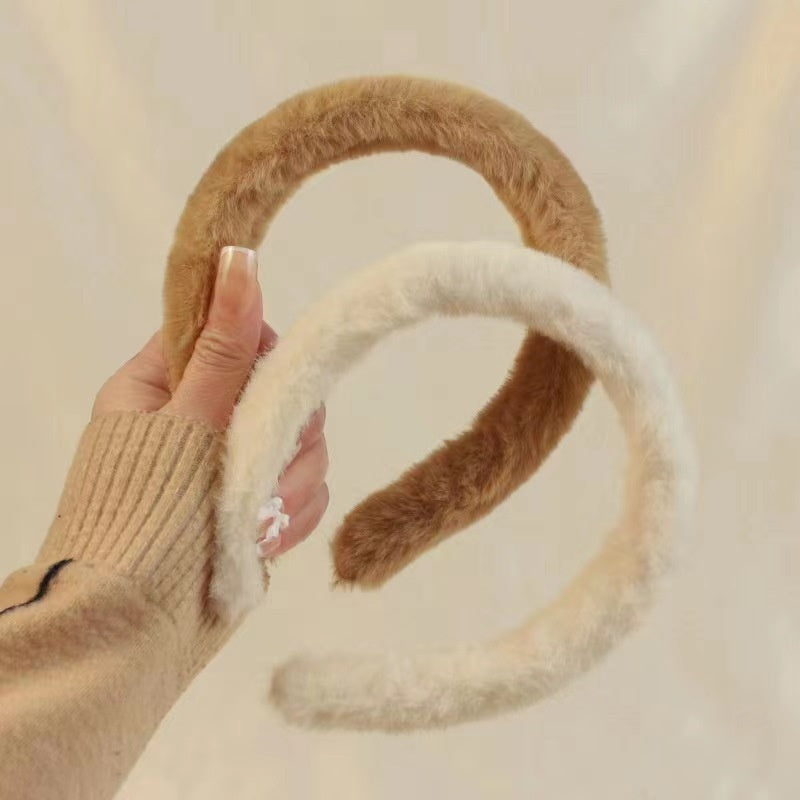 Autumn Winter Milk Coffee Plush Claw Clip | Magic Stories