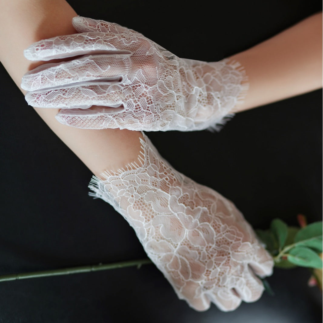 New Super Fairy White Lace Tulle Bride Photo | Magic Stories