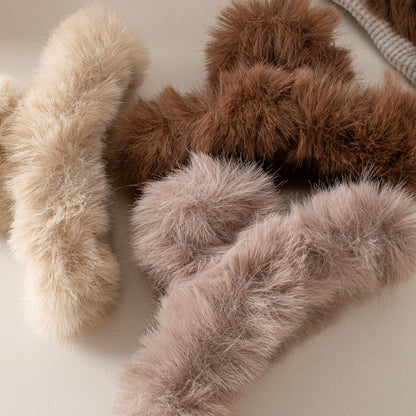 Fashion Simple Temperament Plush Hair Clip | Magic Stories