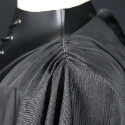 Halloween Party Demon Costume Retro Cape — side view