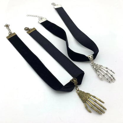 Ghost Claw Palm Retro Velvet Band Necklace | Magic Stories