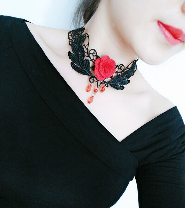 Gothic Vintage Lace Hollow-Out Necklace | Magic Stories