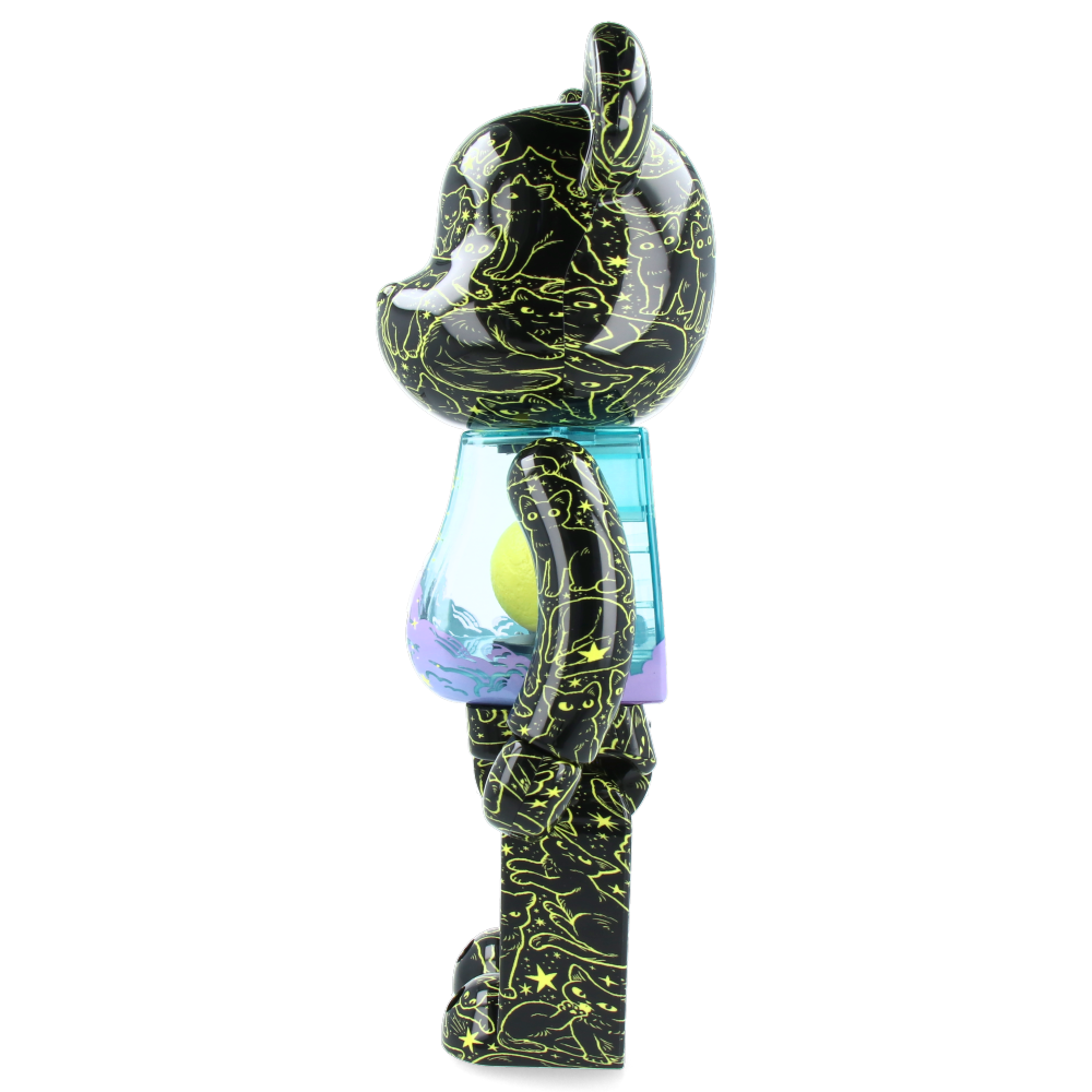 400% Bearbrick Cat in the Night Sky - Hikari Bambi — side view
