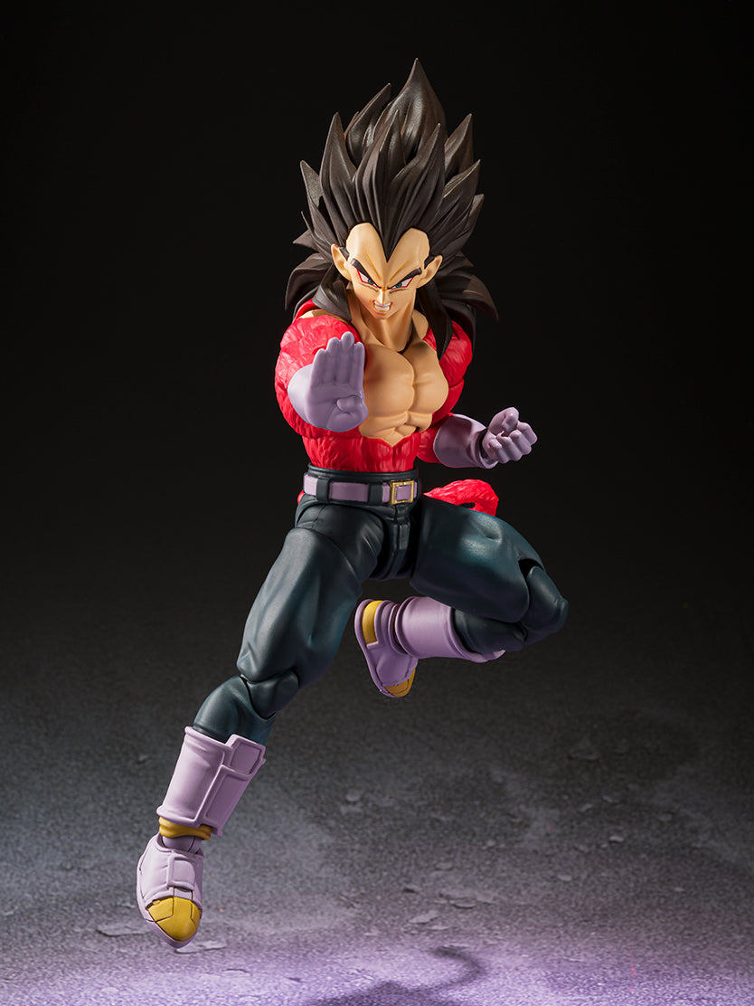 Dragon Ball GT S.H.Figuarts Super Saiyan 4 Vegeta — side view