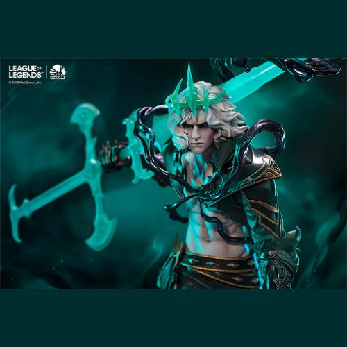 Infinity Studio×League of Legends The Ruined King- Viego 1/6 Statue [infinity Studio] — side view