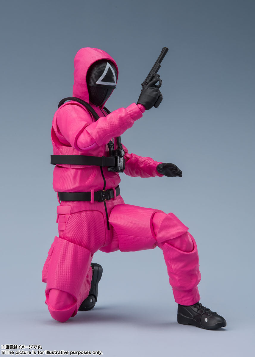 Squid Game S.H.Figuarts Masked Soldier — detail